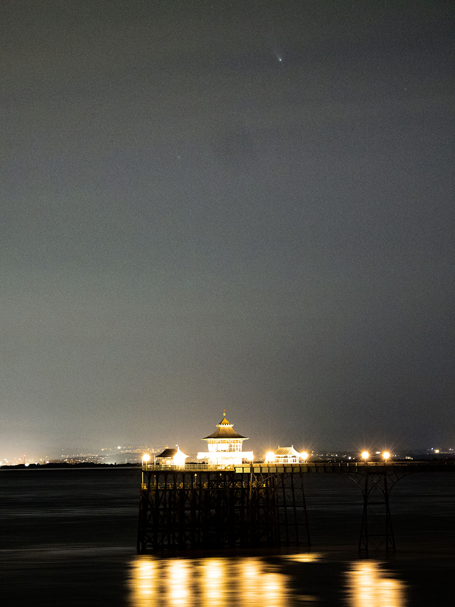 Comet-Neowise-Clevedon-Pier