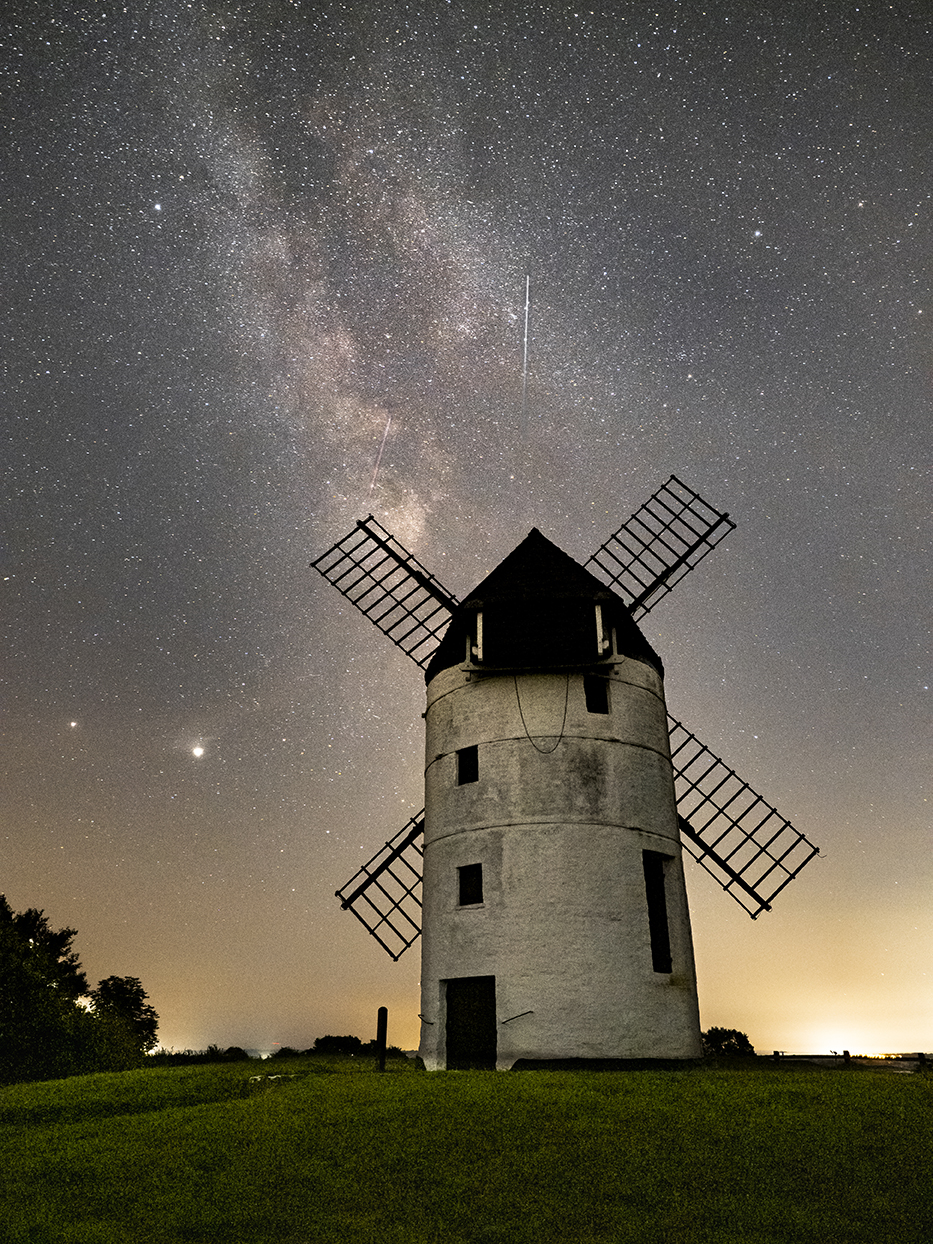 Comet-Neowise-Ashton-Windmill